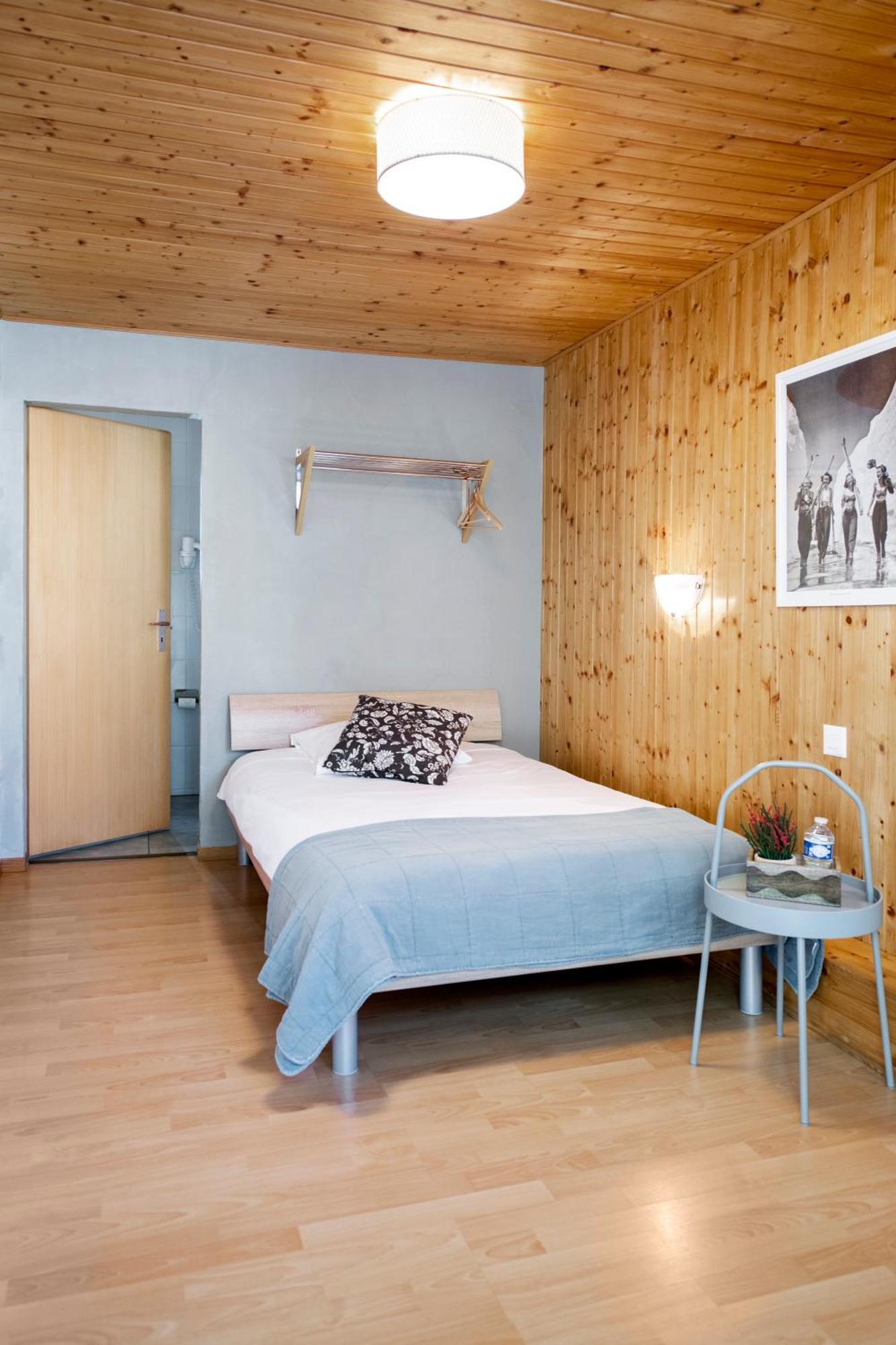 Motel-Restaurant 13 Etoiles Saint-Leonard Екстер'єр фото