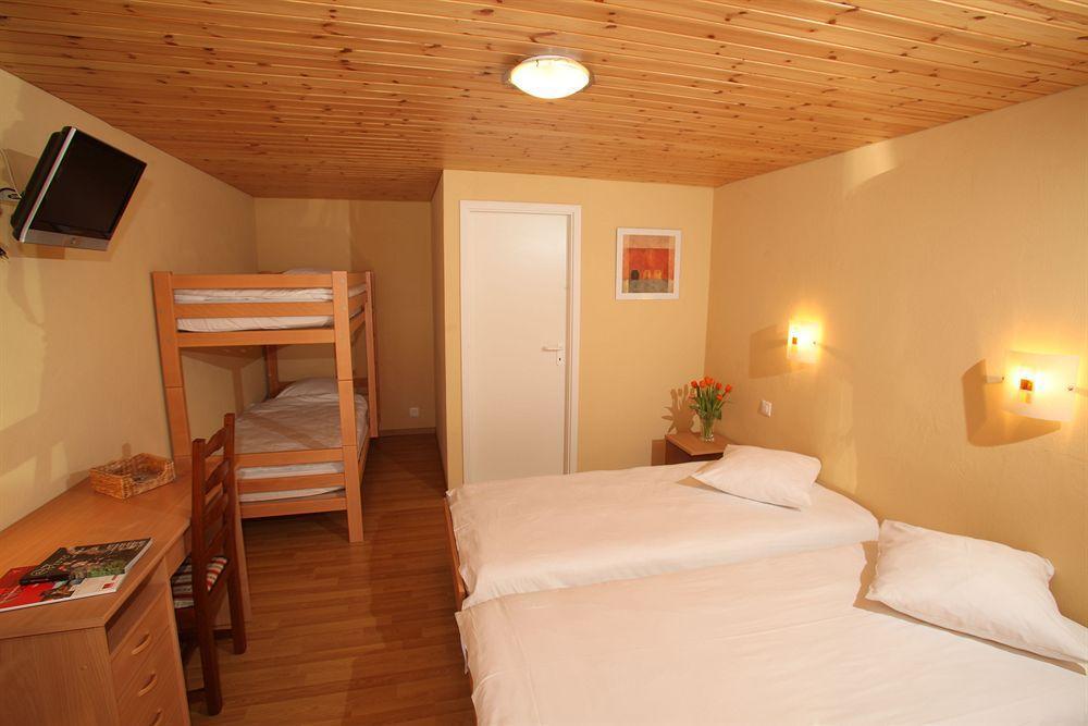 Motel-Restaurant 13 Etoiles Saint-Leonard Екстер'єр фото